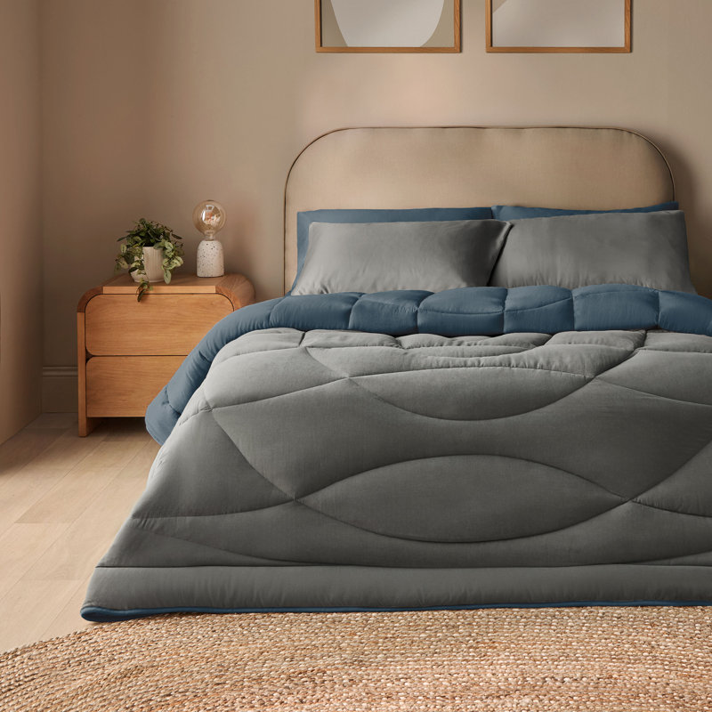 Silentnight Luxury Washed Coverless 10.5 Tog Duvet and Pillowcase, Super King Duvet Cover + 2 Standard Pillowcases, Blue, 3