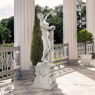 Callipygian Venus Statue