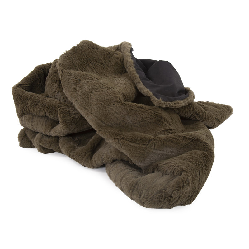 Jeté Dan, Mousse Angora