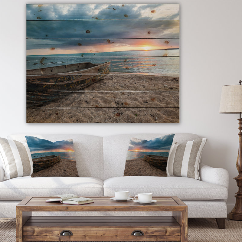 Photographie de paysage marin «Rusty Row Boat on Sand at Sunset», H 30 po x l 40 po x p 1 po, Bois
