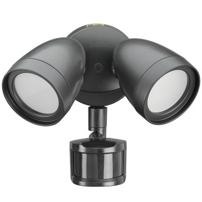 20-Watt LED Dusk to Dawn Outdoor Security Flood Light with Motion Sensor (pack of 1)