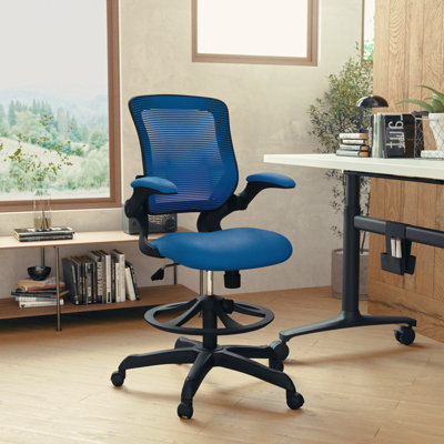  Chaise de dessinateur ergonomique en maille à dossier moyen avec repose-pieds et accoudoirs rabattables
