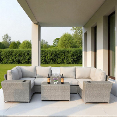 Fully Assembled Outdoor Wicker Seating Group For 4 With Cushions