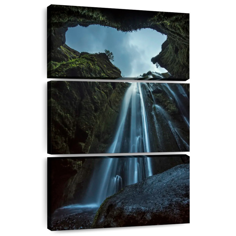 Chutes d'Aljord cachées à Gljufrafoss, H 32 po x l 20 po