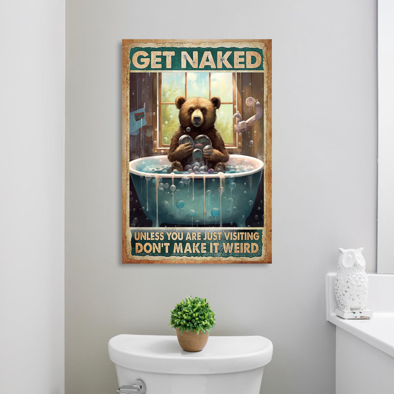 Ours «Get Nake 2», impression sur toile, H 36 po x l 24 po x P 1,25 po