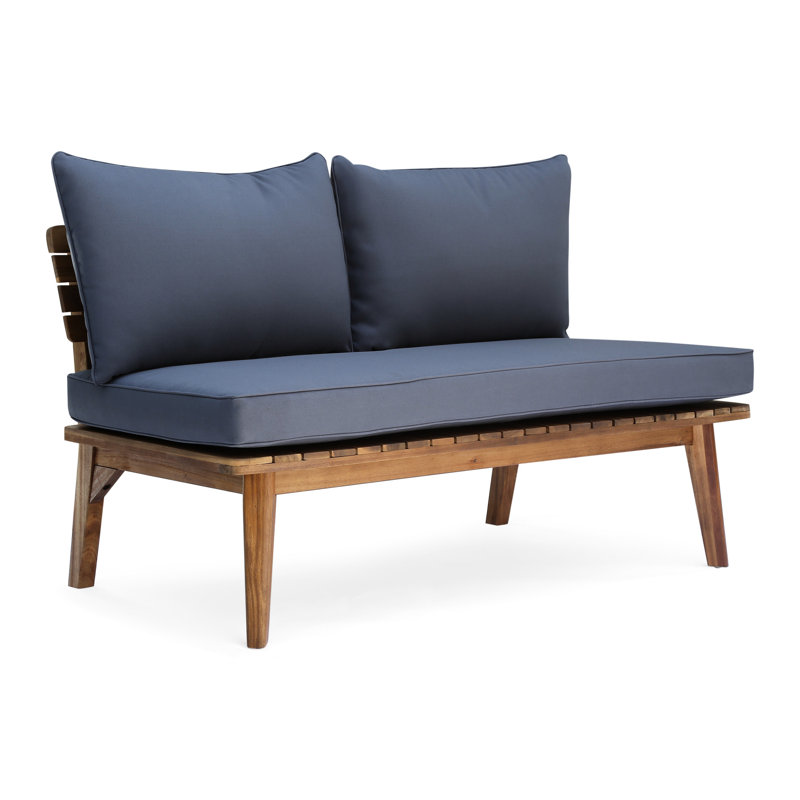 Revêtement d'extérieur moderne avec revêtement gris et coussin en tissu de construction