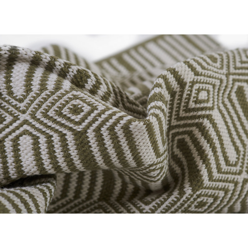 Geometric Area Rug in Green, Rectangle 3'6" x 5'6"