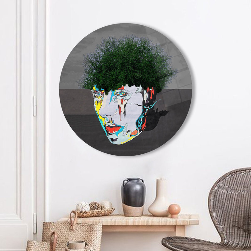 Portrait abstrait d'homme imprimé sur verre trempé pour une décoration murale ajoutant une touche surréaliste à votre espace de vie
