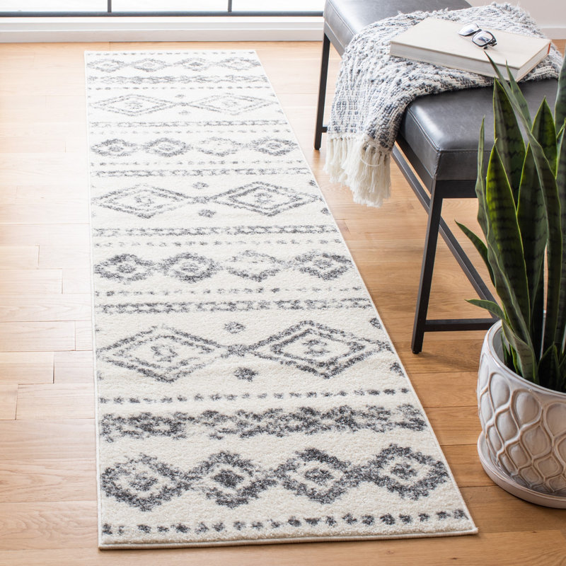 Gulick Performance Southwestern Rug, Runner 2'2" x 9'