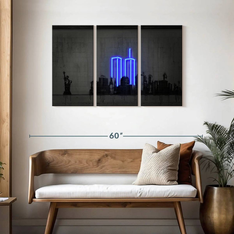 Rorry Glowing New York, 28" H x 45" W