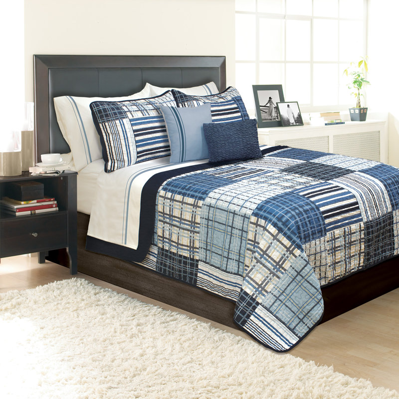 Duncan Modern & Contemporary Polyester Patchwork Coverlet, King Coverlet + 2 King Shams, Navy