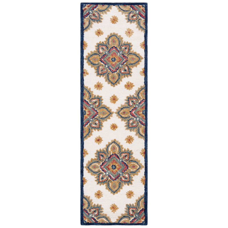 Blossom Hand Tufted Wool/Cotton Oriental Rug in Ivory/Green, Runner 2'3" x 8'