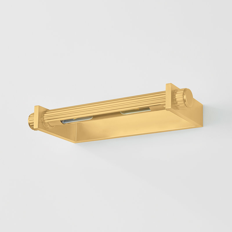Judd Picture Light in , 2.5" H x 18.5" W x 18.5" D, Aged Brass