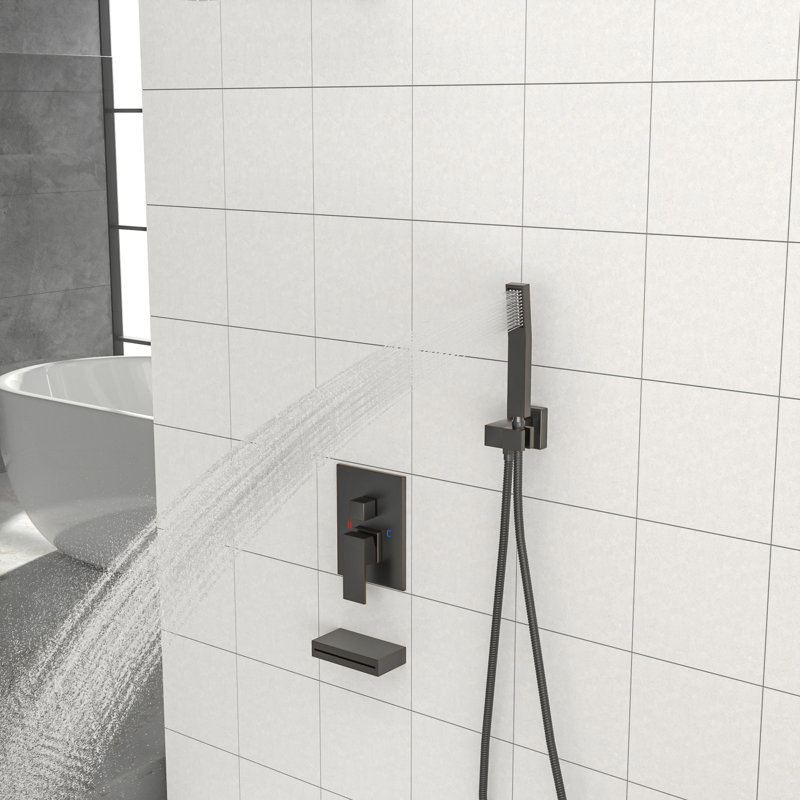 Ensemble de douche multifonction en acier inoxydable de conception luxueuse pour une expérience de bain relaxante