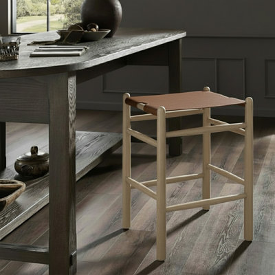 Tabouret de comptoir rembourré Santos