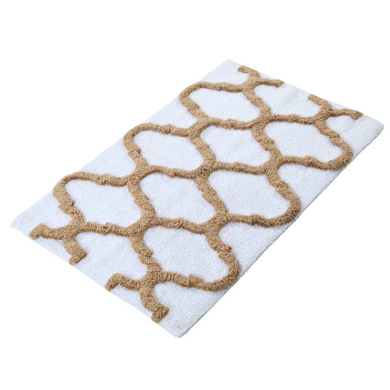 Ivory and Beige Cotton Geometric Pattern Bath Rug Set