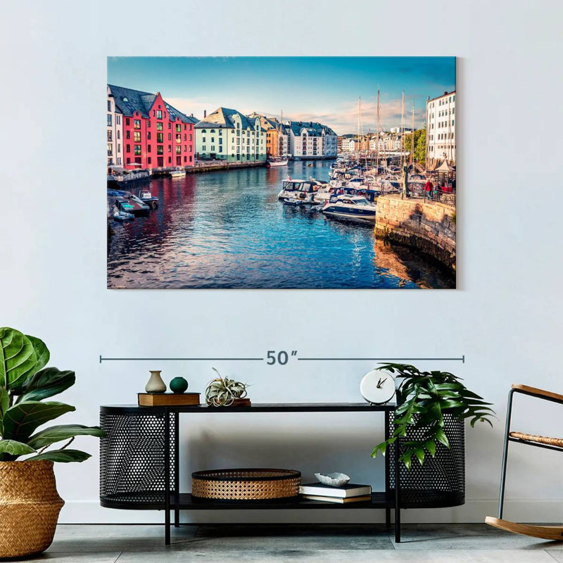 Gillard Alesund Seaside Town