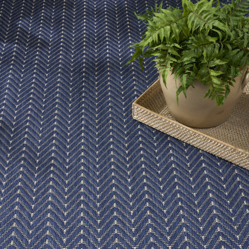 Remmie Black Modern Indoor/Outdoor Rug, Rectangle 9' x 12', Blue/Navy