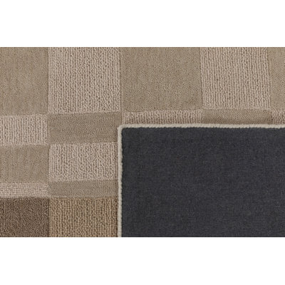 Hand-Tufted Wool Rug