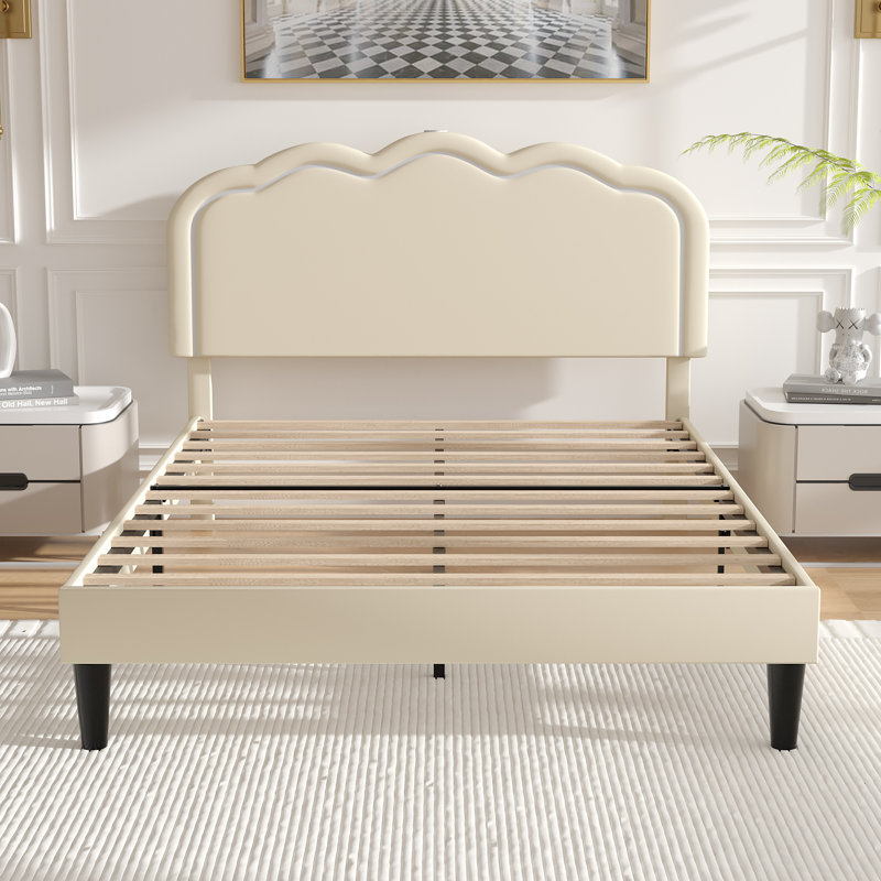 Structure de lit double avec lumière DEL et station de charge, lit plateforme avec tête de lit tapissier, aucun sommier requis