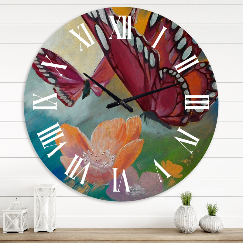 Papillon sur fleurs roses - Horloge murale traditionnelle, Moyenne