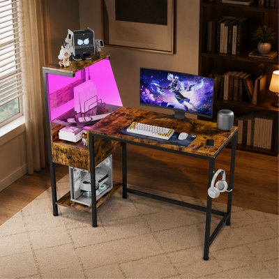 Bureau d'ordinateur avec prise de courant, ports USB et tablettes de rangement, brun, poste de travail de bureau personnel