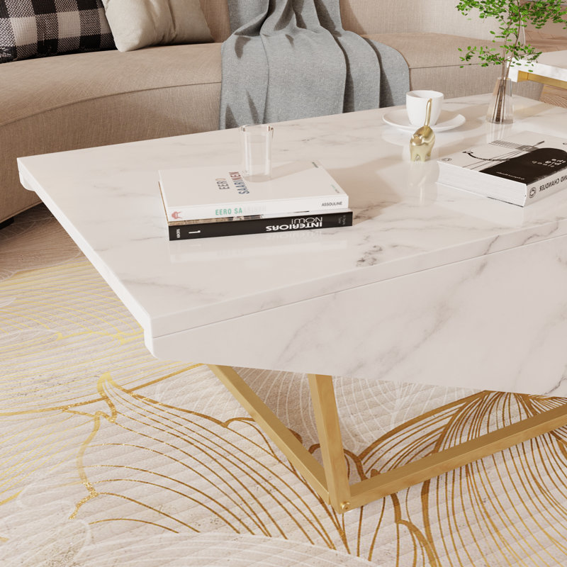 Ensemble de 2 tables basses gigognes en marbre avec cadre en métal Wrought Studio Brandalynn, Blanc, Or