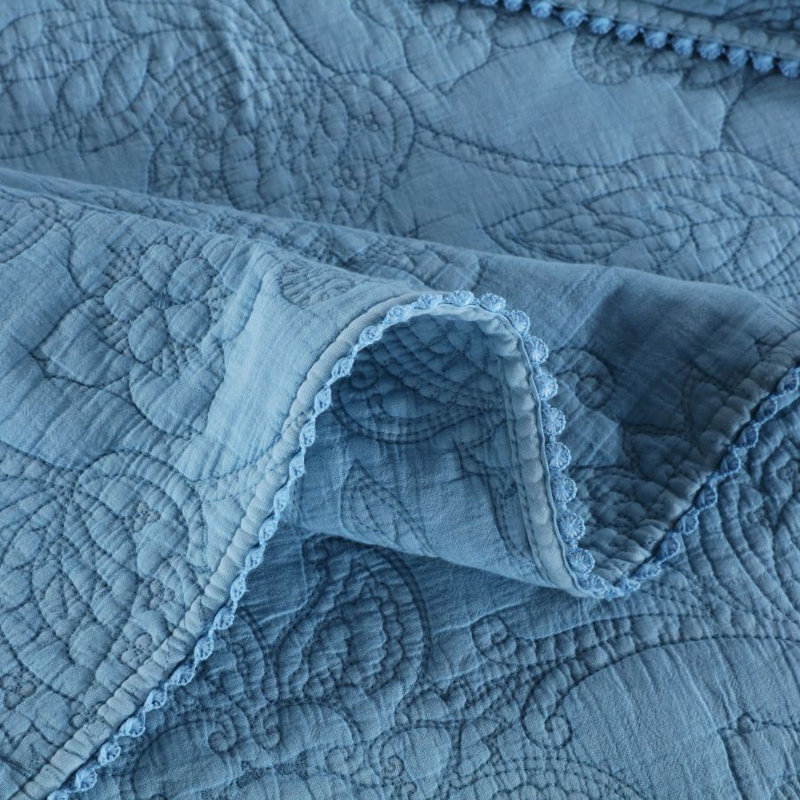 Modern & Contemporary Cotton Quilt, Light Blue, Queen Quilt + 2 Standard Shams