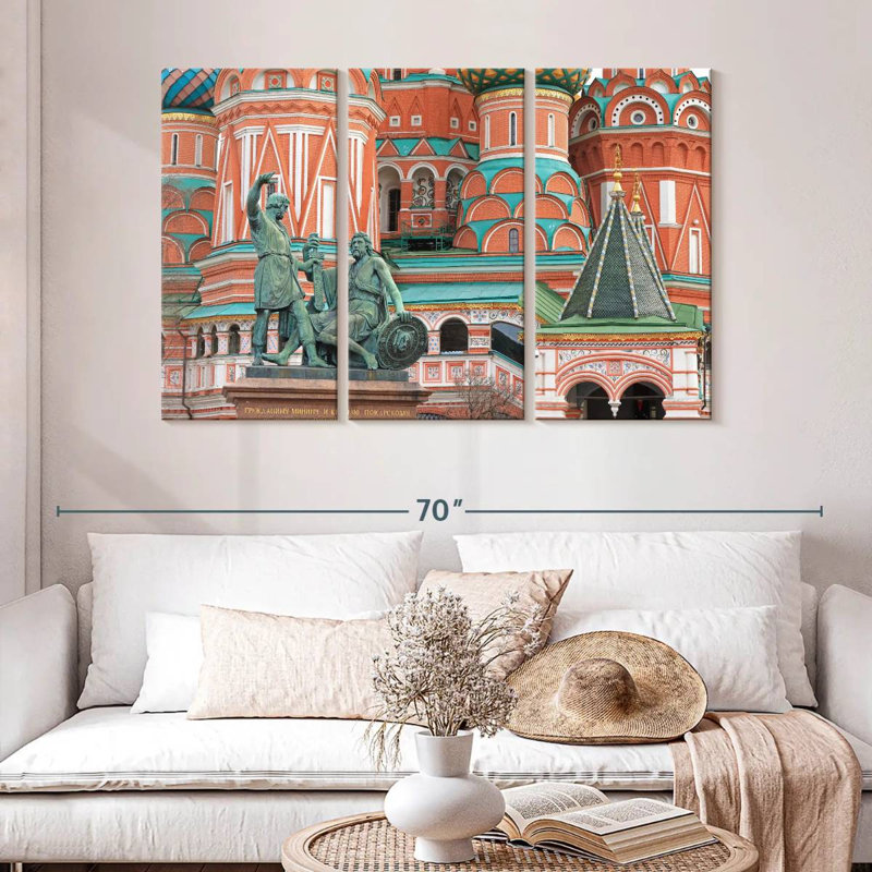 Cathedral Of Saint Basil, 32" H x 50" W