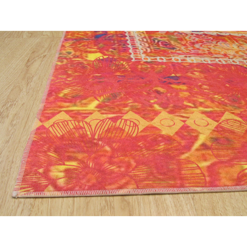 Floral Area Rug in Pink, 5' x 8'