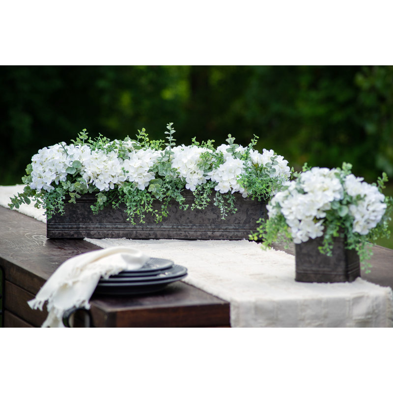 Centres de table mixtes en pot, H 20 po x l 10 po x P 9 po, Blanc