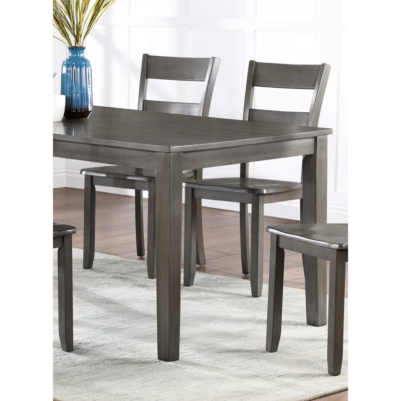 De 2 chaises de salle à manger, dossier en bois gris, look transitionnel contemporain et dossier en bois fiable de 2 pièces, look moderne pour la pièce,