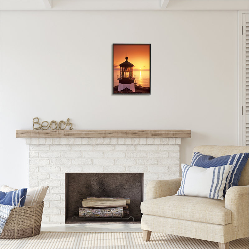 Phare au phare au coucher du soleil par Dennis Frates, H 20 po x l 16 po x P 1,5 po, Giclée encadrée noir minuit
