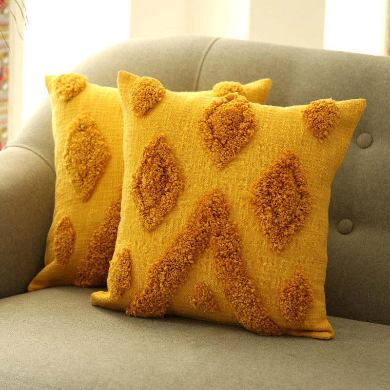 Housses de coussin en coton brodées à la main Dakota Fields (la paire)