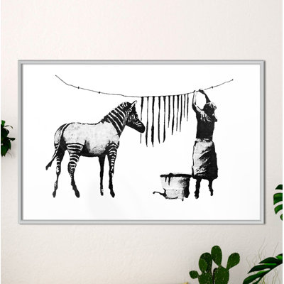 Gerahmtes Papierbild Banksy Washing Zebra Stripes