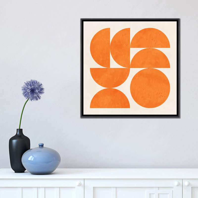 «Geometric Shapes Orange» par Ana Rut Bré - impression d'art graphique, Toile avec cadre noir patiné, Aucun mat