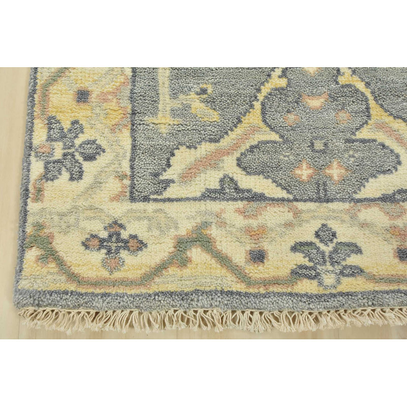 Tapis unique gris de 2 pi 5 po x 10 pi One-of-a-Kind