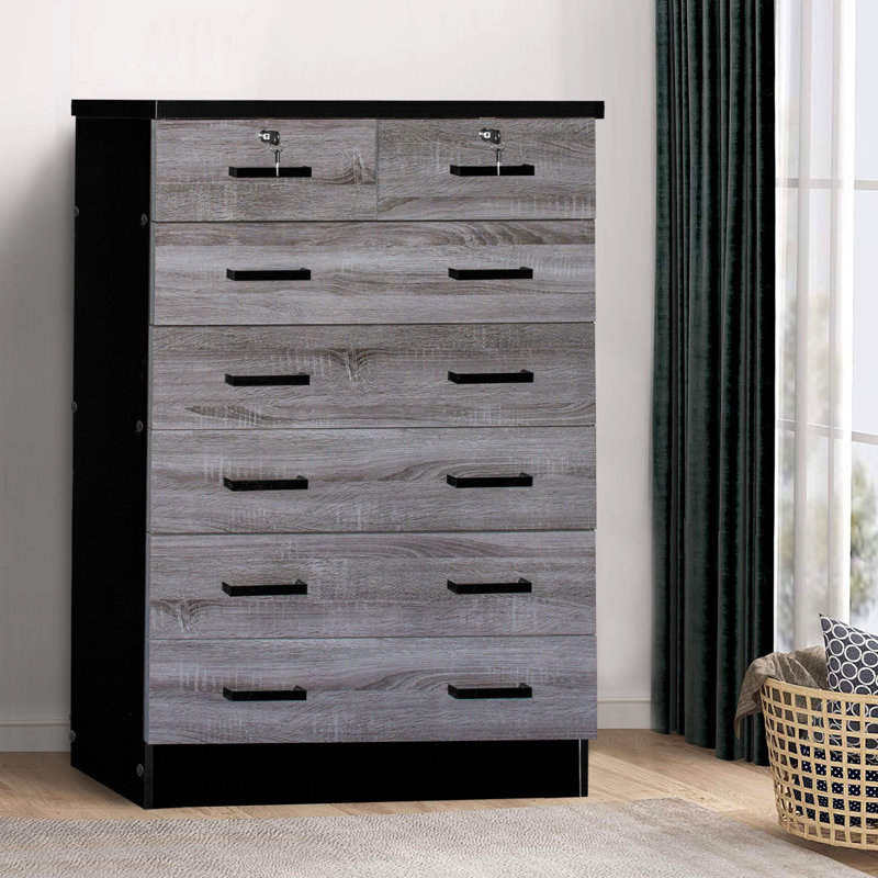 Maray 31.5'' W 7 - Drawer Dresser, Black/Gray