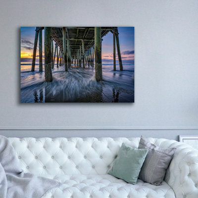 «Under The Pier At Dawn» par Rick Berk, art mural sur toile