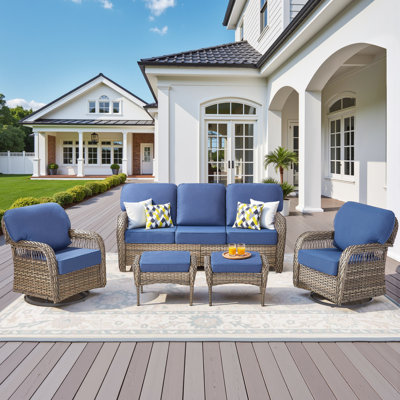 Ensemble de meubles d'extérieur en rotin 5 pièces, un canapé en rotin résistant aux intempéries, 2 chaises coulissantes pivotantes avec dossier en forme de T et 2 repose-pieds polyvalents pour la terrasse, le jardin, la piscine et la cour