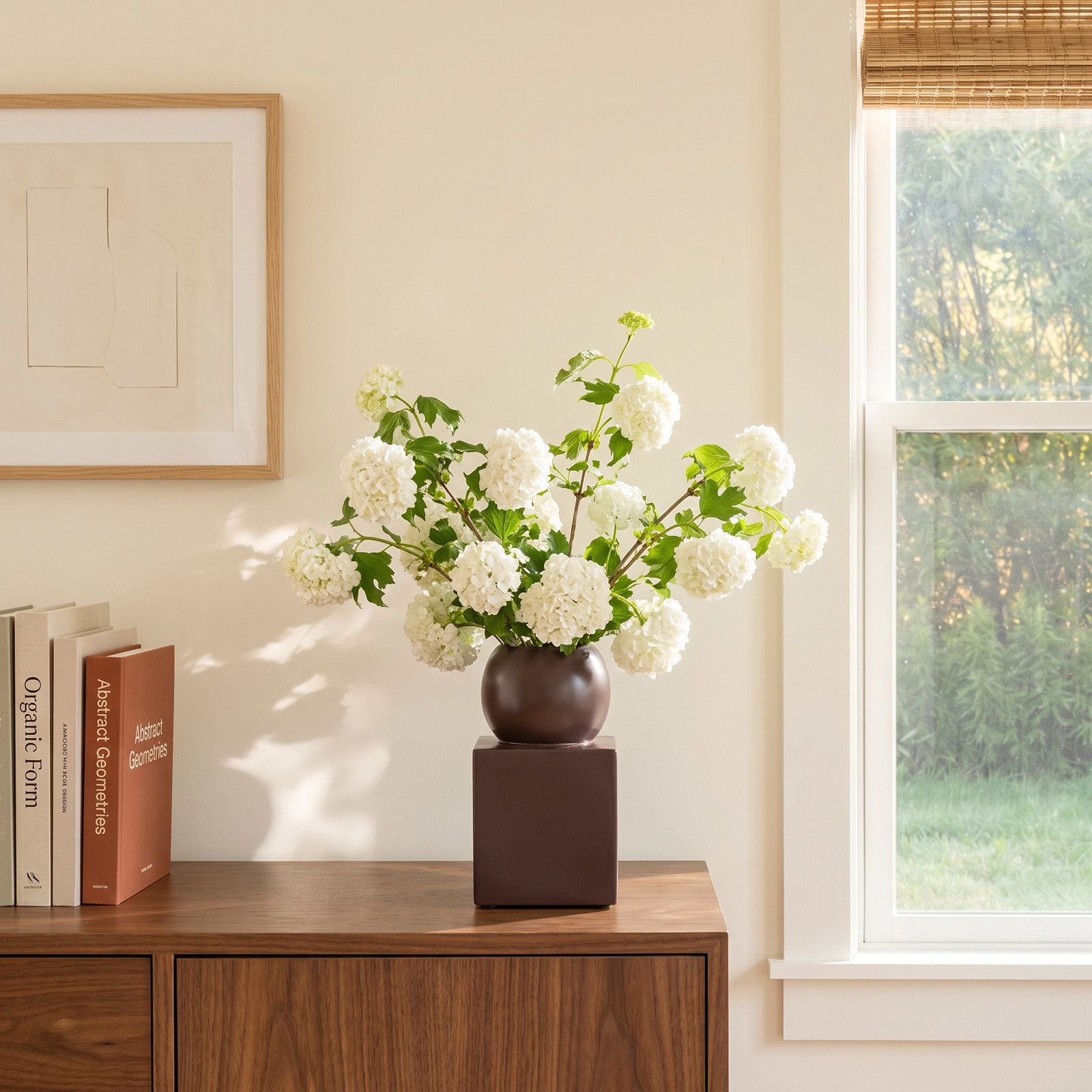 Paulding Iron Table Vase, Brown