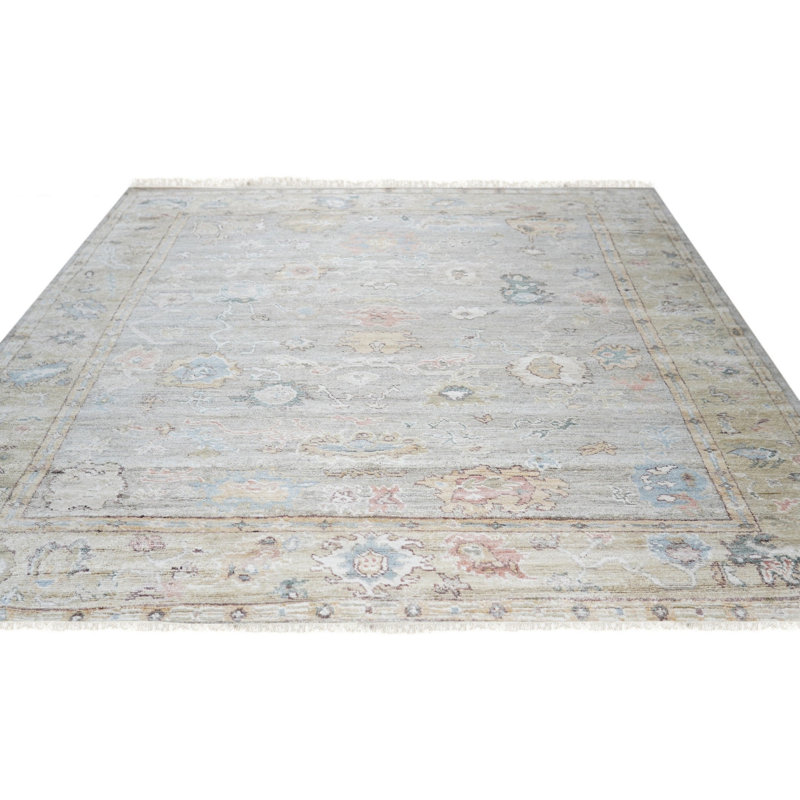 Hand Knotted Silk Floral Area Rug in Gray