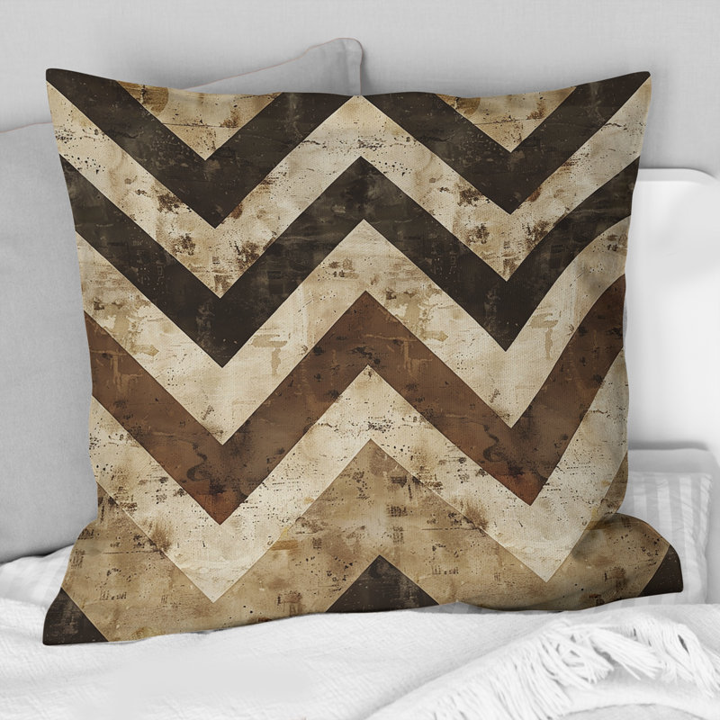 Coussin décoratif Chevron Delight II - Glam, H 16 po x l 16 po