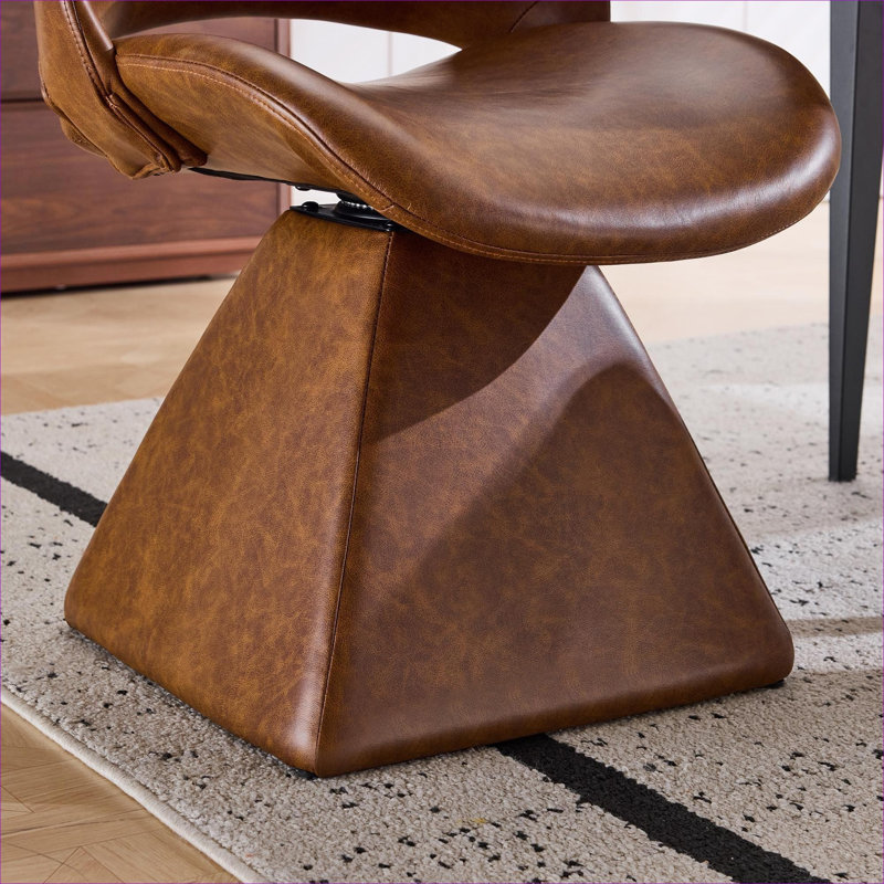 Chaise d'appoint rembourrée haut dossier