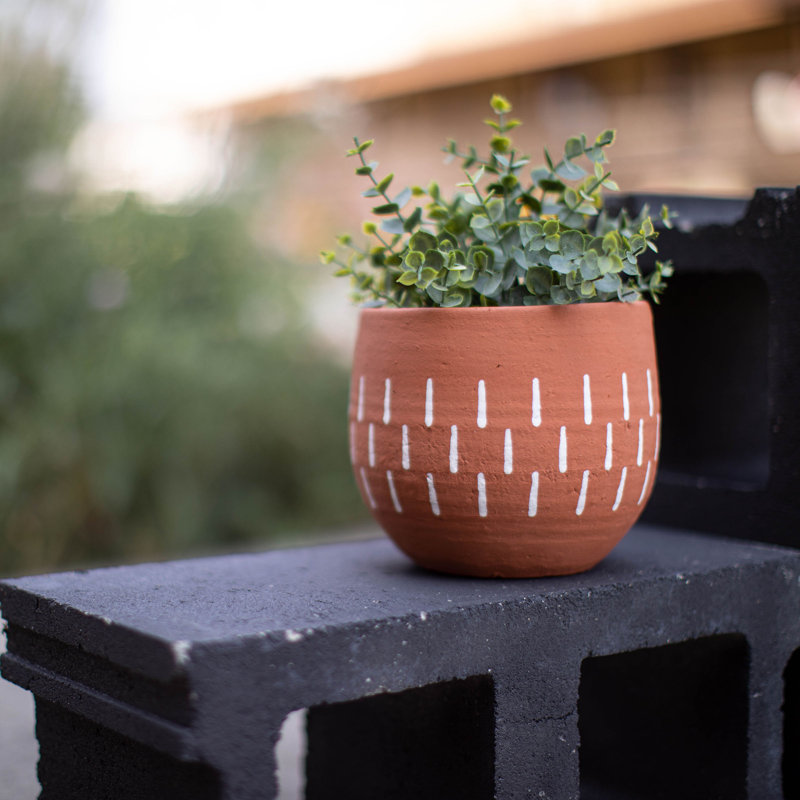 Pot de fleurs en terre cuite