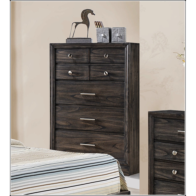 Commode contemporaine contemporaine à finition grain de bois foncé avec boutons en métal et plusieurs tiroirs de rangement pour les maisons modernes