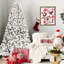 Arbre de Noël de 7 pi, floqué avec 500 lumières Ul, 45 branches de pin, branches enneigées, branches articulées, support en métal robuste - assemblage facile et arbre de 7 pi, construction 1124, idée de base pour la décoration d'hiver