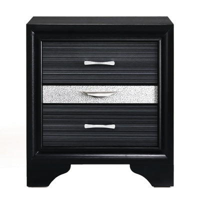 Table de chevet moderne noire à 3 tiroirs - Organisez votre chambre à coucher avec rangement efficace et élégant