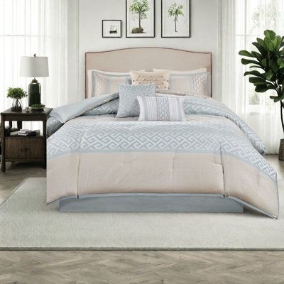 Elegant 7-piece Aqua Bedding Sets, Hypoallergenic Polyester, Traditional Design For Home Comfort
