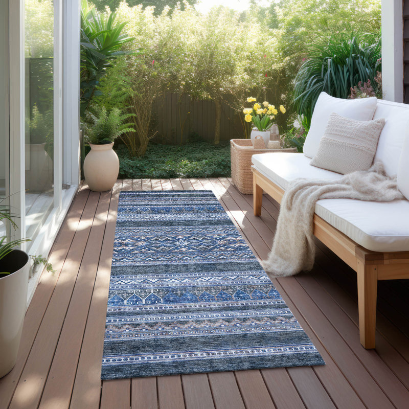 Neilly Washable Southwestern Indoor / Outdoor Rug, Runner 2'3" x 7'6"